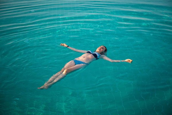 Explorer les marchés flottants en Thaïlande : une immersion dans la culture locale